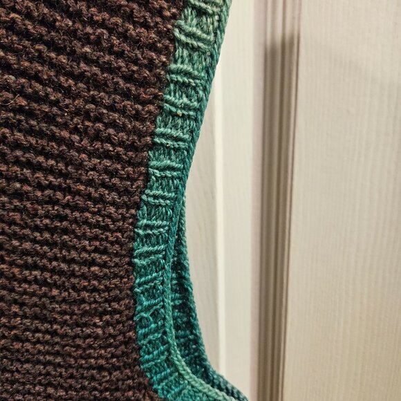 Vintage Mens tight weave woolen vest - Picture 5 of 16